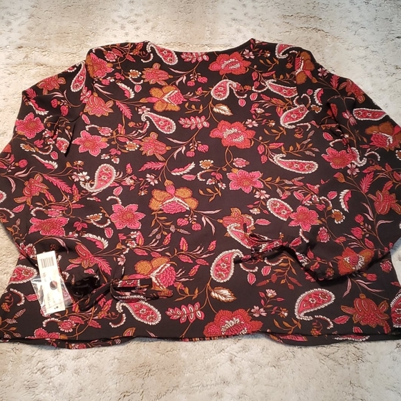 Zac & Rachel Red Black Tie Sleeve Flower Printed Paisley Blouse Size Small NWT - Picture 4 of 5